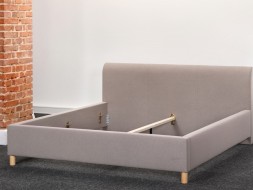 DOVER - čalúnená posteľ s jemným dizajnom 200 x 200 cm