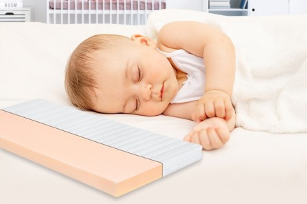 KUKI 8 cm - matrac pre bábätká z vysoko kvalitnej stredne tvrdej peny 70 x 140 cm (8 cm výška)